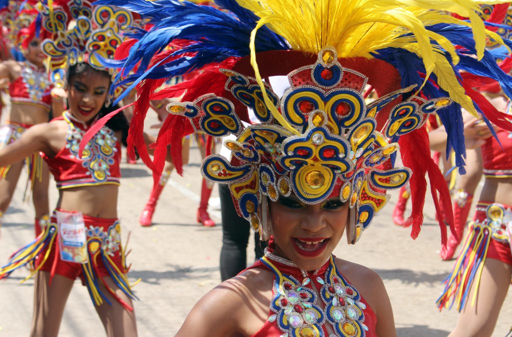 Miles de bailarines desfilarán en el abrebocas del Carnaval de